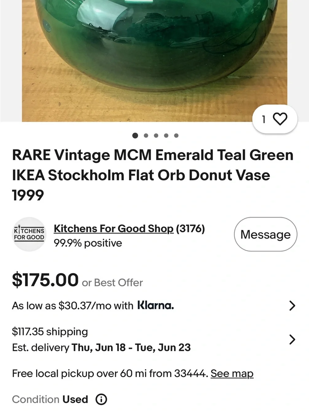 Vintage Green Glass Accent Vase. Price reflects it is like new - Picture 9 of 9